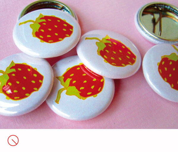 Button Erdbeere